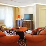 Apartment Europa Residenz Premium *