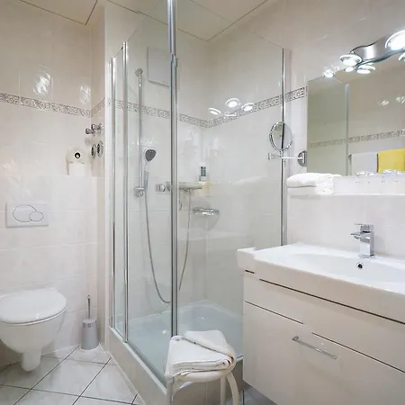 Apartment Europa Residenz Deluxe 307 Mit Einem Schlafzimmer, 2 Balkone, Doppelstellplatz, Zwei Baeder Bad Fussing